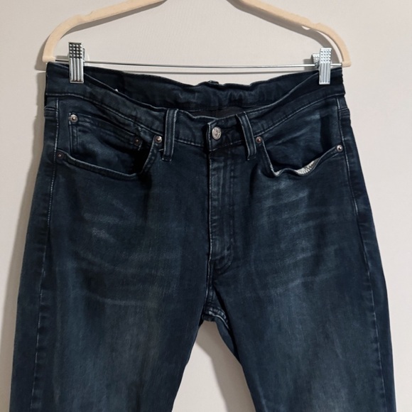 Levi’s - 514 Straight Fit Dark Blue Jeans - Picture 2 of 5